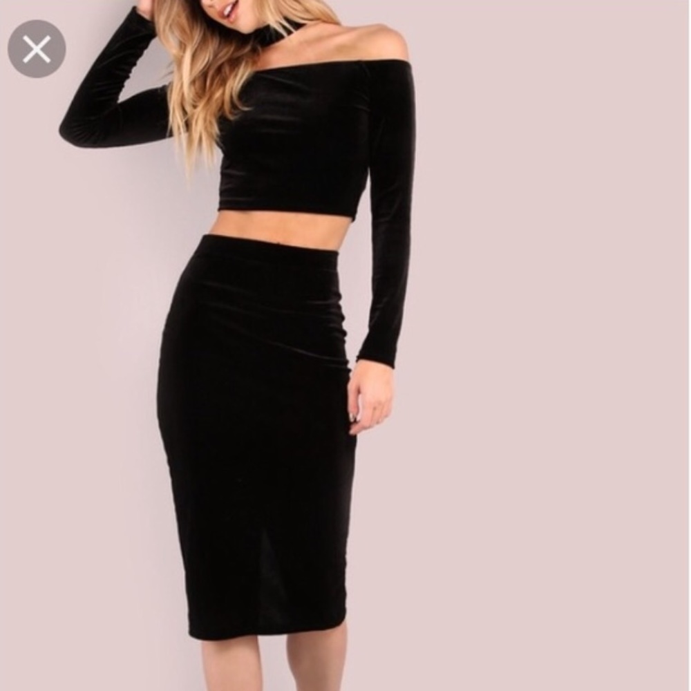 American Apparel Velvet Skirt